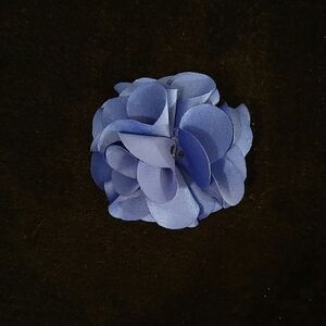 MEN'S SOLID ROYAL LAPEL FLOWER.